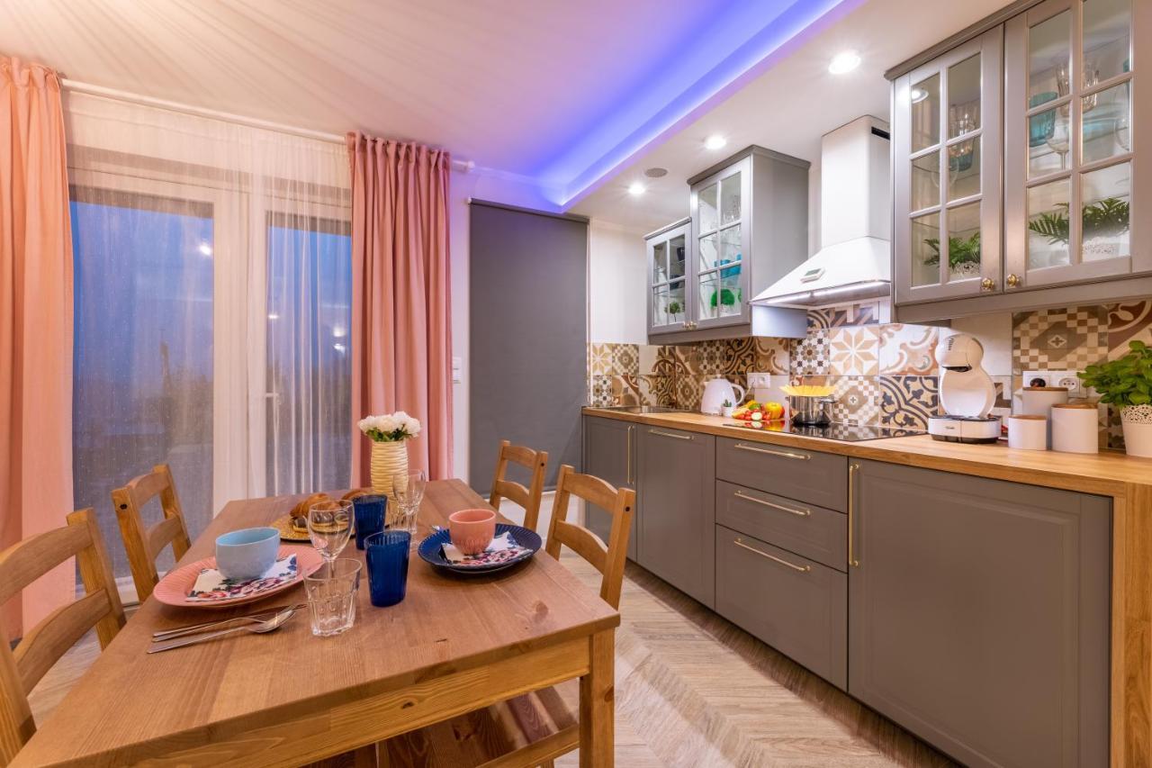 אוסטריצקי דולנה Villa Kasztelan Apartamenty מראה חיצוני תמונה